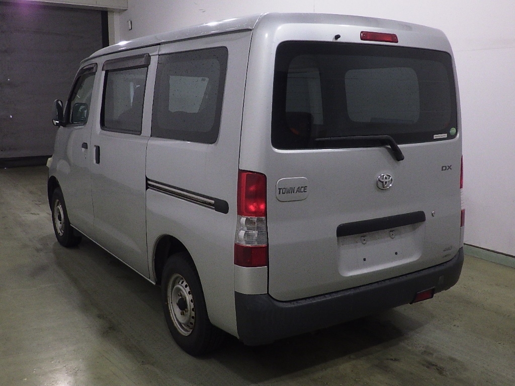 TOYOTA LITE ACE