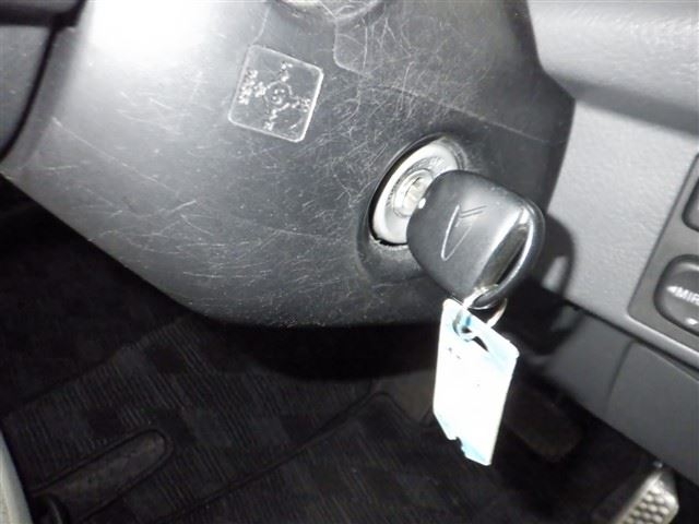 DAIHATSU MOVE LATTE