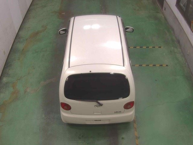 DAIHATSU MOVE LATTE