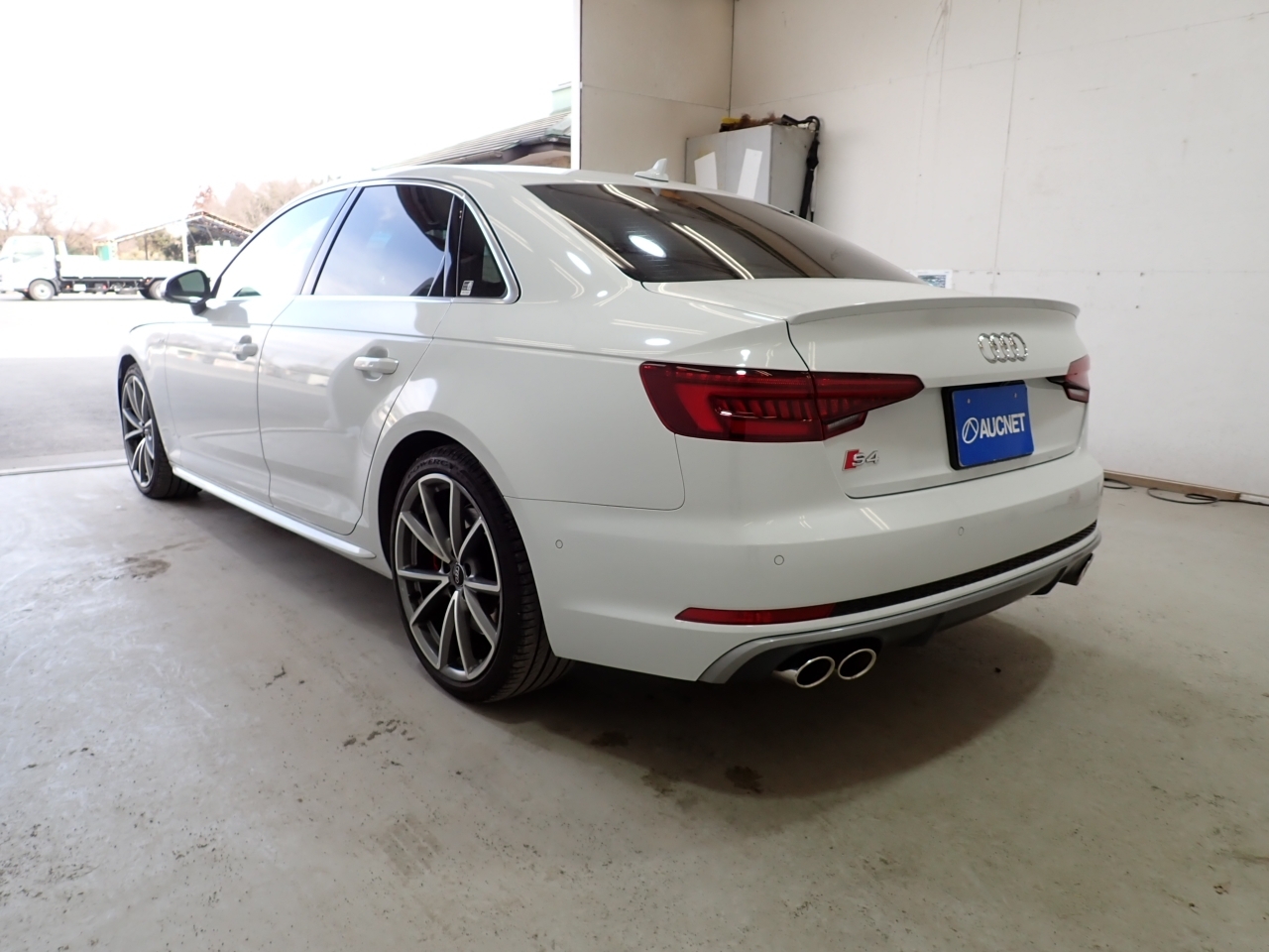 AUDI S4