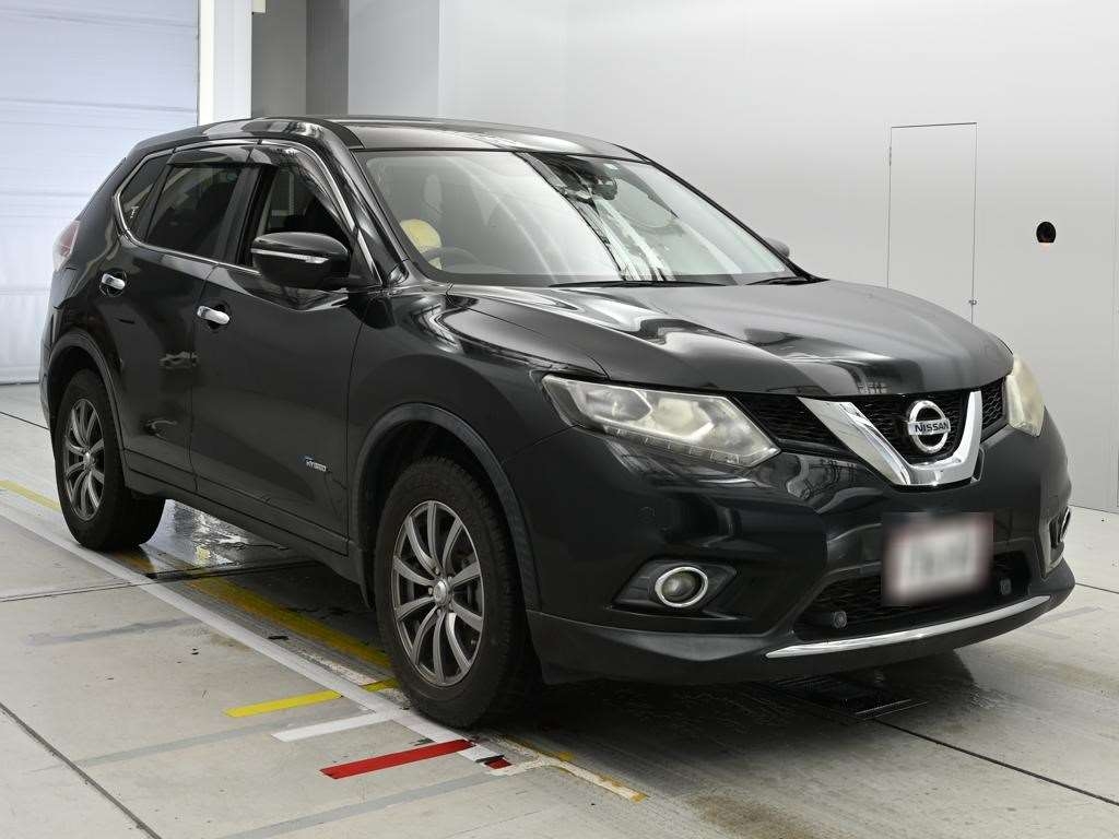 NISSAN X-TRAIL