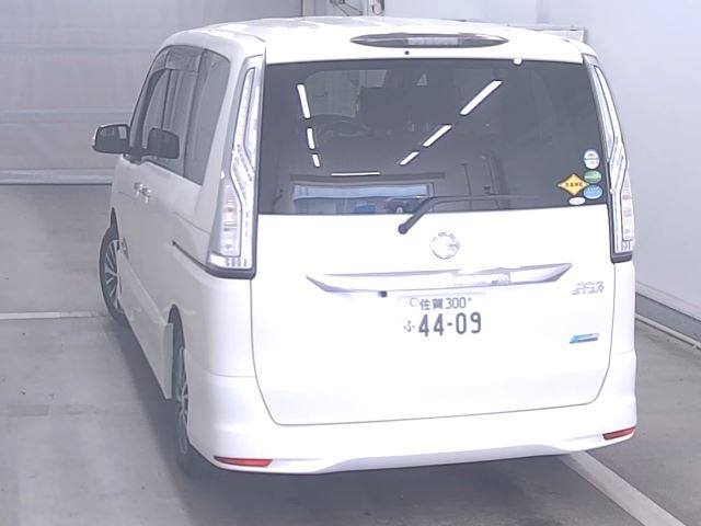 NISSAN SERENA