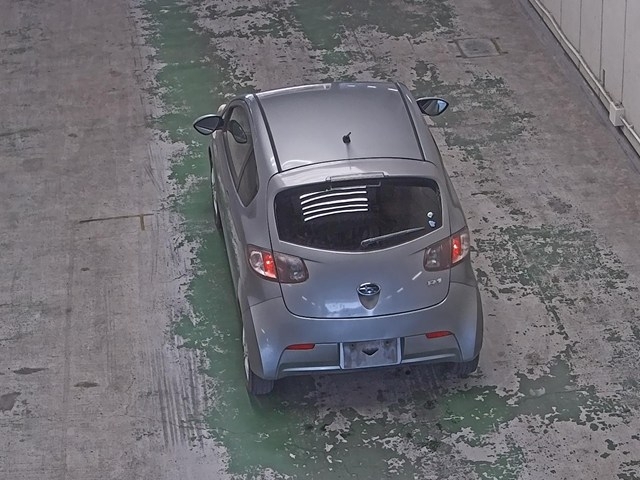 SUBARU R1