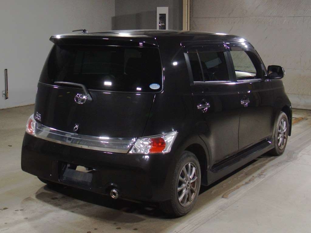TOYOTA BB