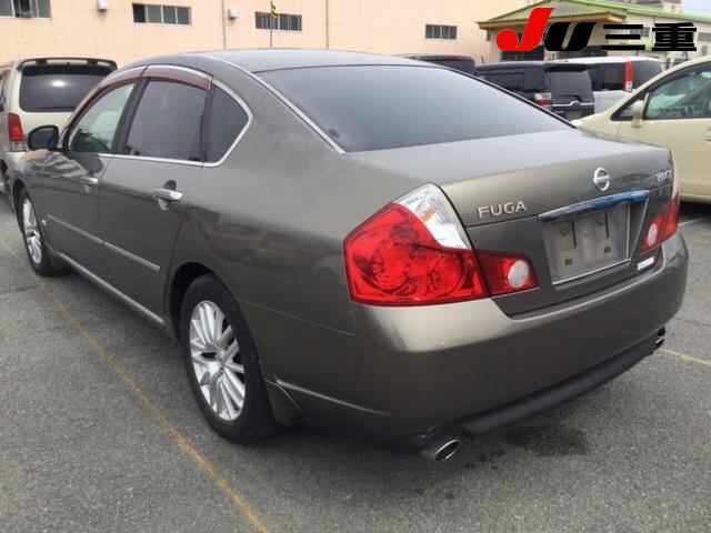 NISSAN FUGA