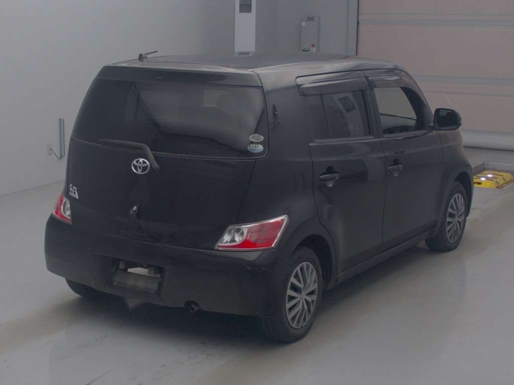 TOYOTA BB