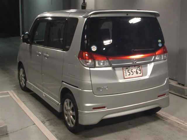 MITSUBISHI DELICA D:2