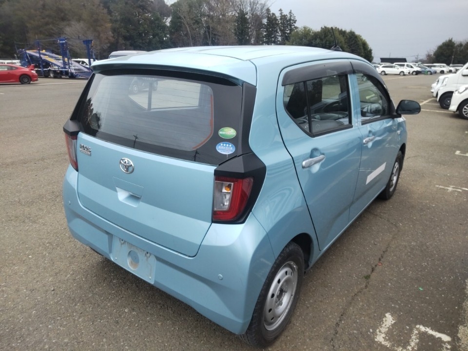 TOYOTA PIXIS EPOCH