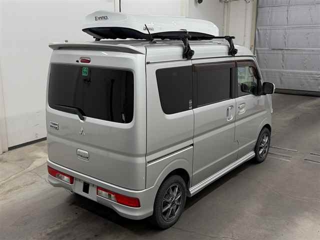 MITSUBISHI TOWN BOX
