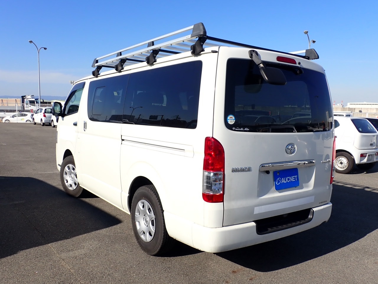 TOYOTA REGIUS ACE