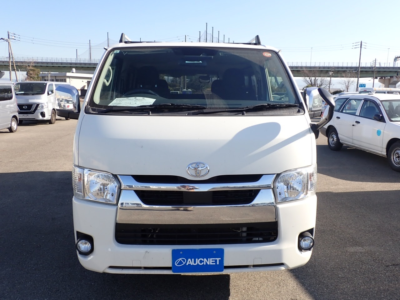 TOYOTA REGIUS ACE