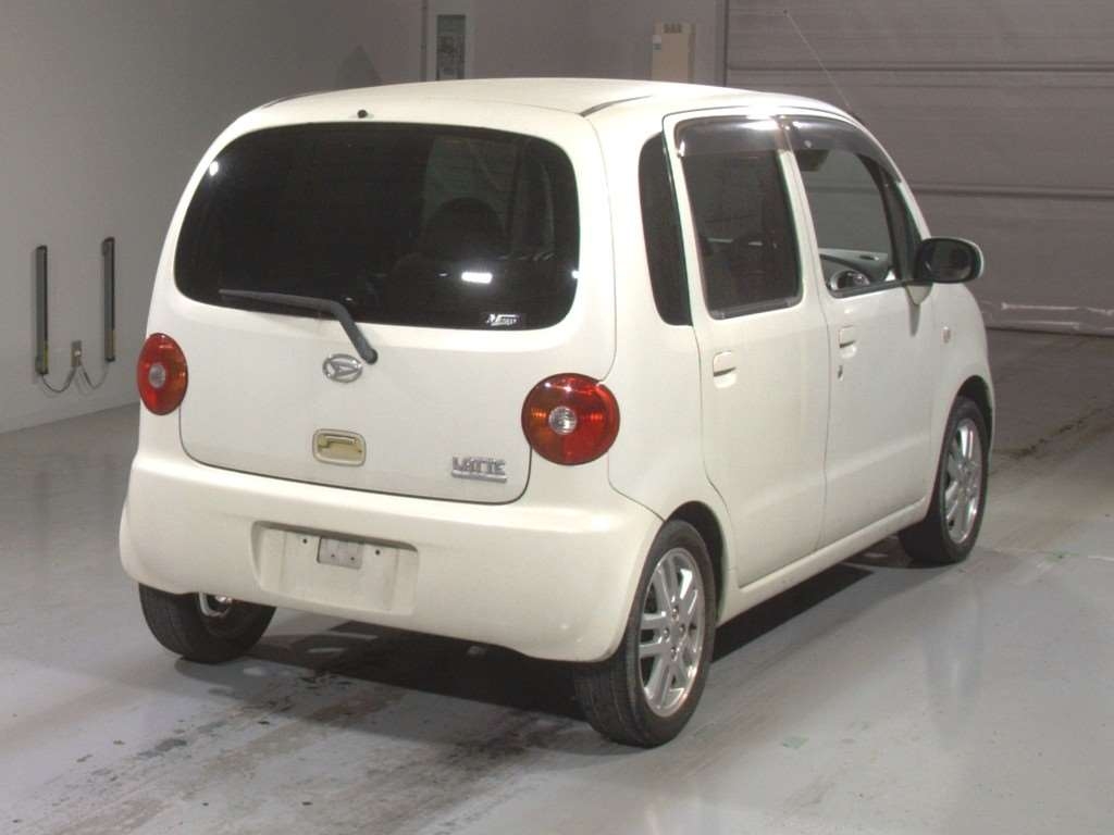 DAIHATSU MOVE LATTE