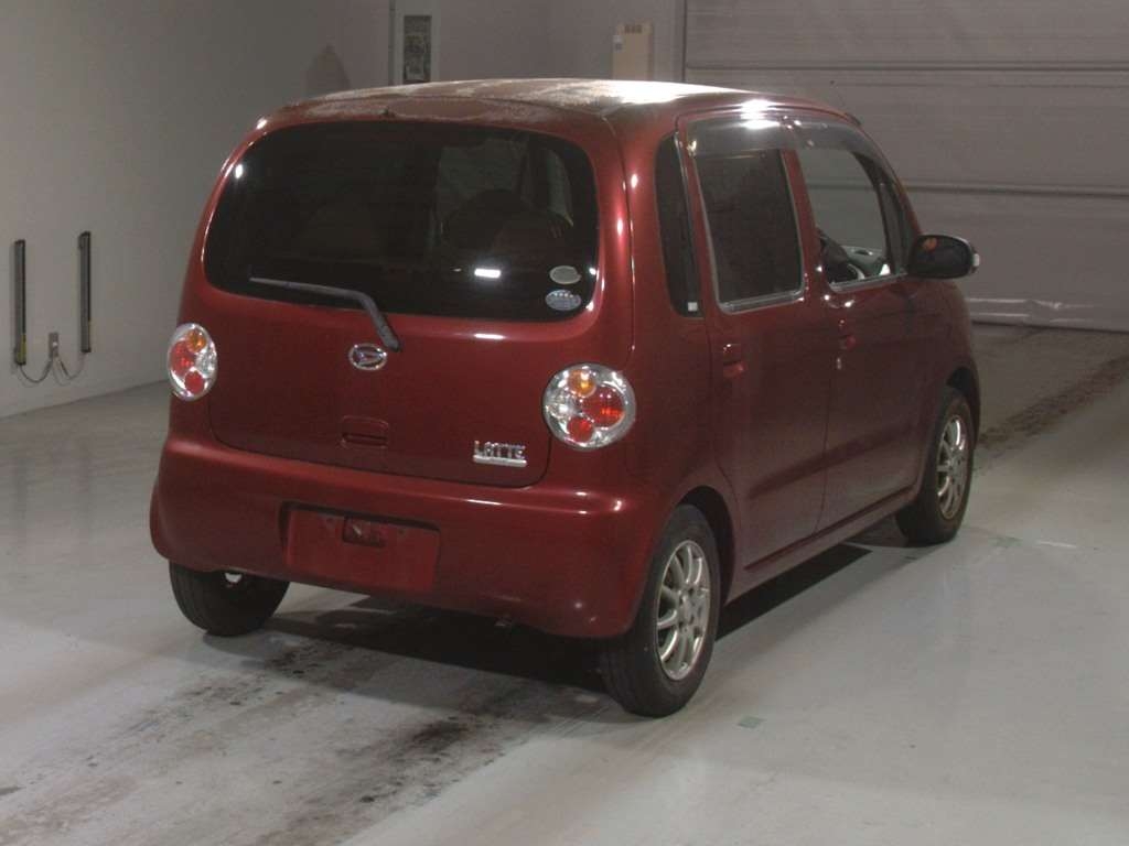 DAIHATSU MOVE LATTE