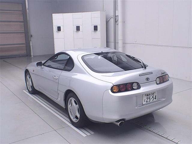 TOYOTA SUPRA