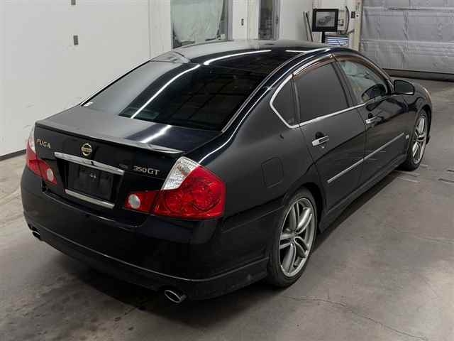 NISSAN FUGA