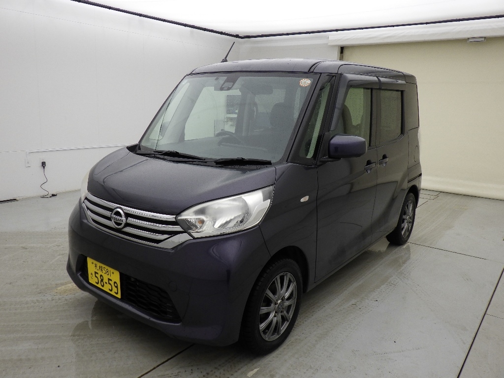 NISSAN DAYZ ROOX