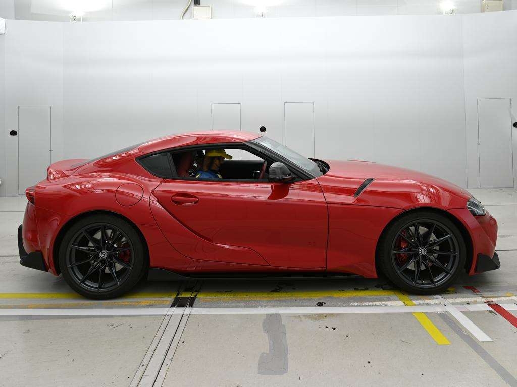TOYOTA SUPRA