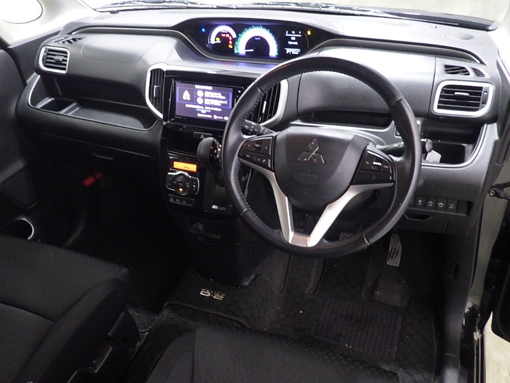 MITSUBISHI DELICA D:2