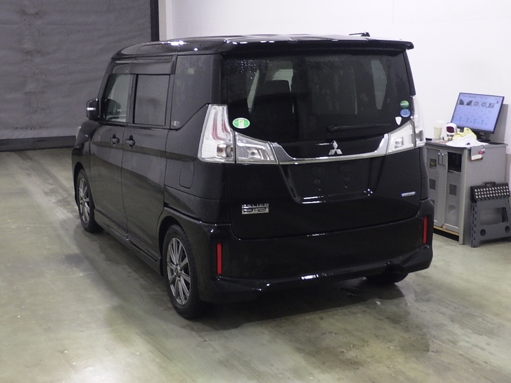 MITSUBISHI DELICA D:2