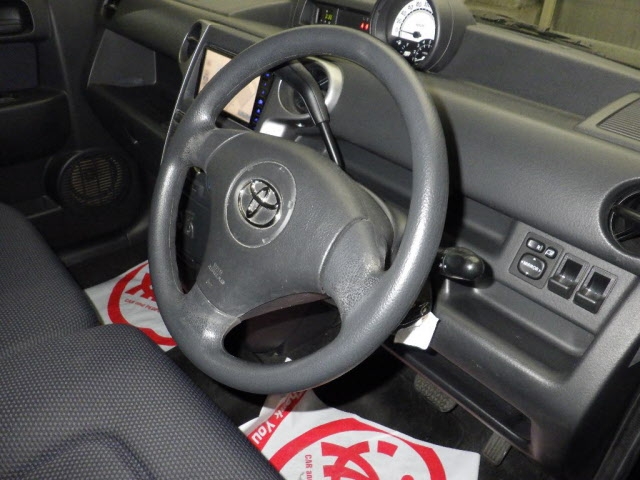 TOYOTA BB