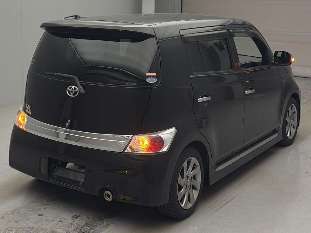TOYOTA BB