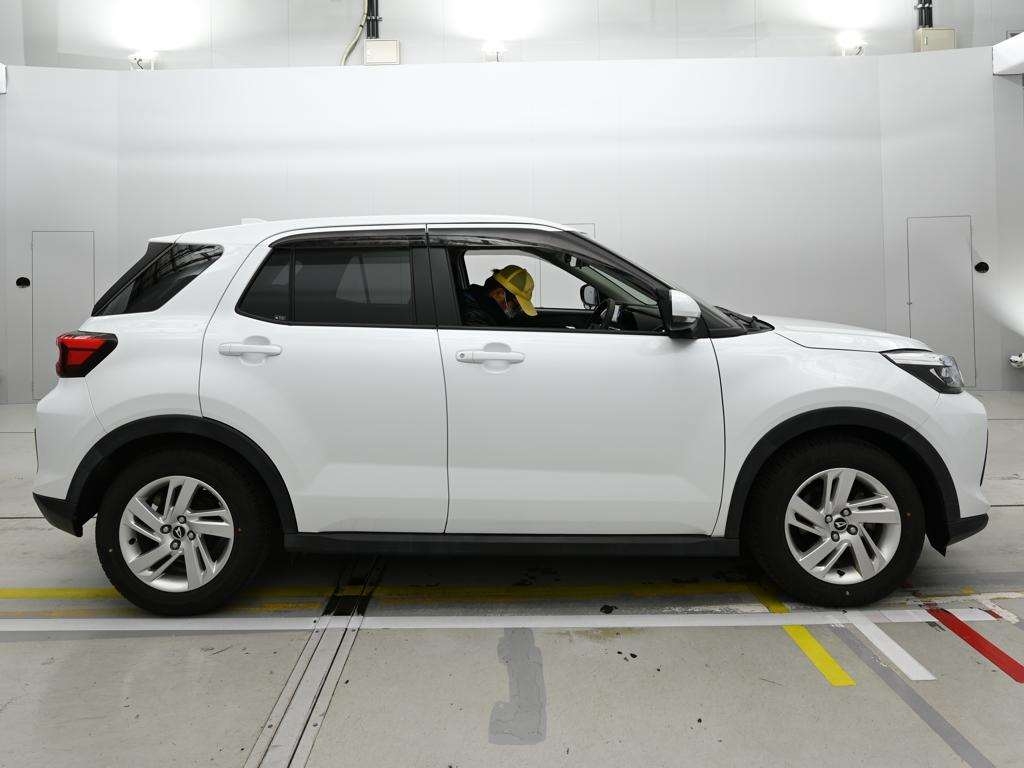 DAIHATSU ROCKY