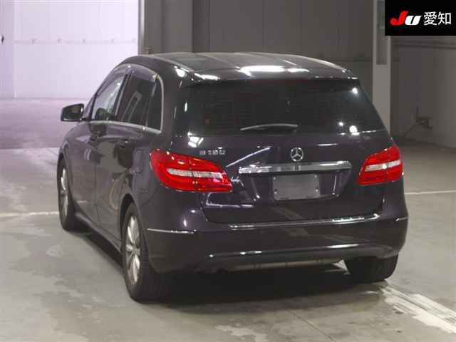 MERCEDES-BENZ B-CLASS