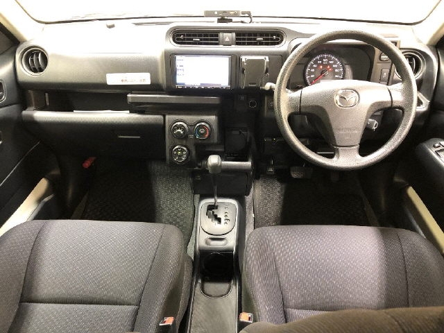 MAZDA FAMILIA