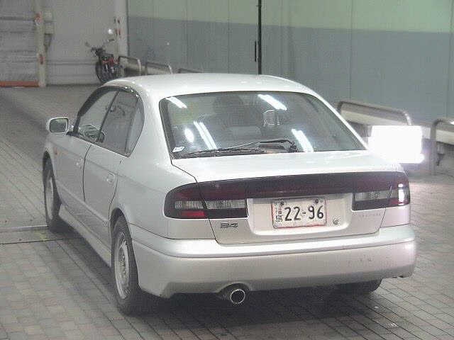 SUBARU LEGACY B4