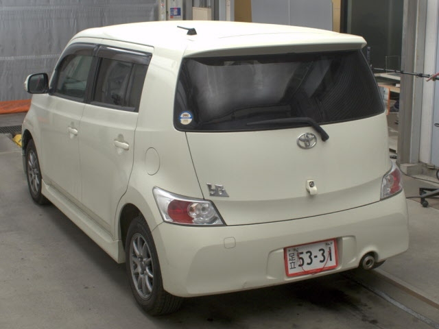 TOYOTA BB