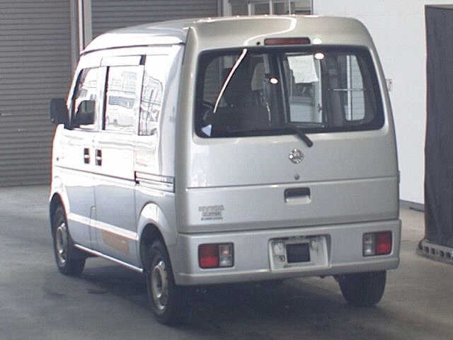 NISSAN NV100 CLIPPER