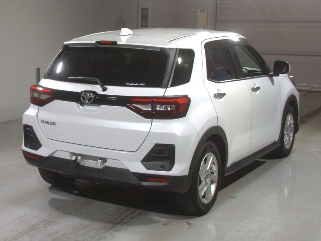 TOYOTA RAIZE