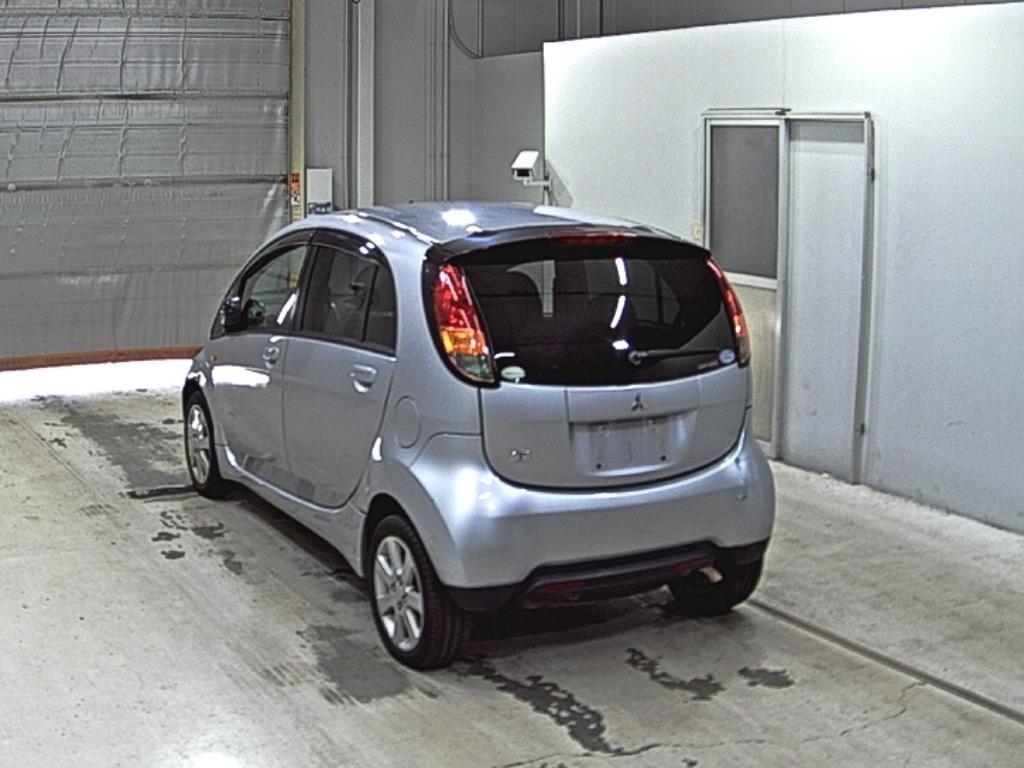 MITSUBISHI I