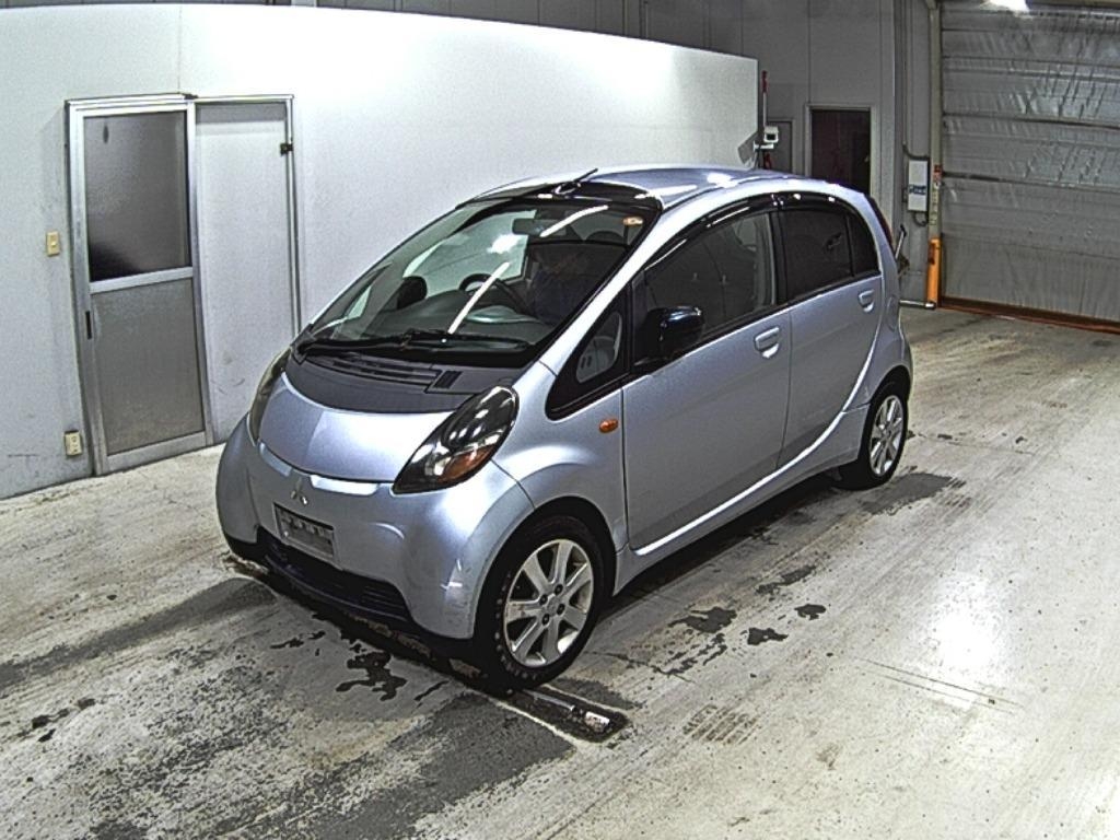 MITSUBISHI I