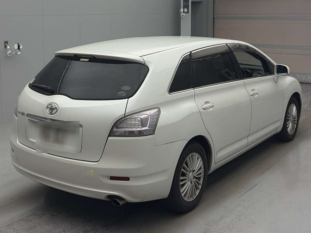 TOYOTA MARK X ZIO