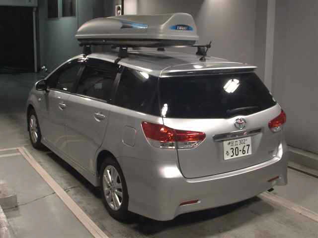 TOYOTA WISH