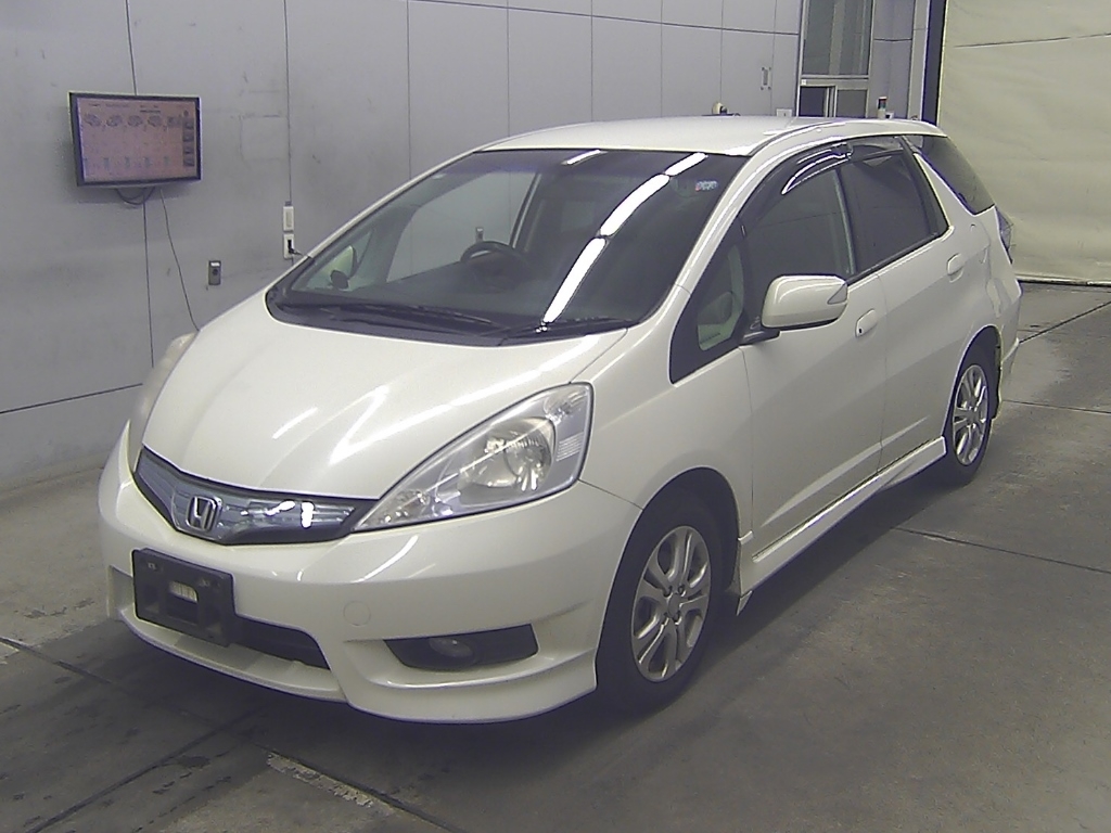HONDA FIT SHUTTLE