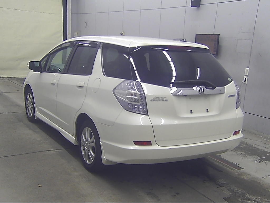 HONDA FIT SHUTTLE