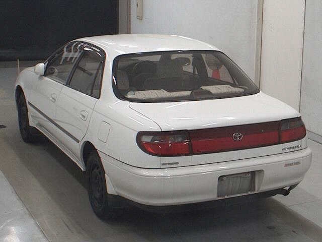 TOYOTA CARINA