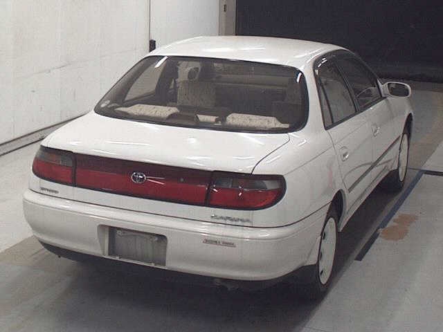 TOYOTA CARINA