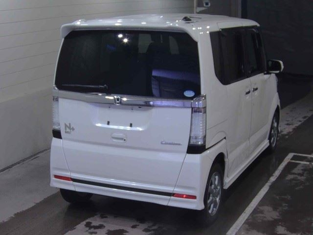 HONDA N-BOX+