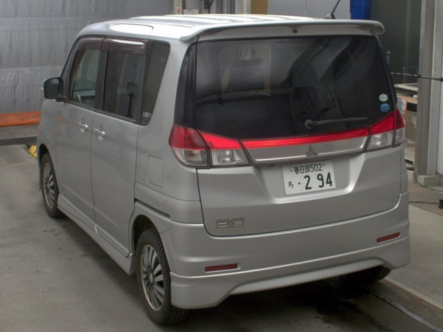 MITSUBISHI DELICA D:2