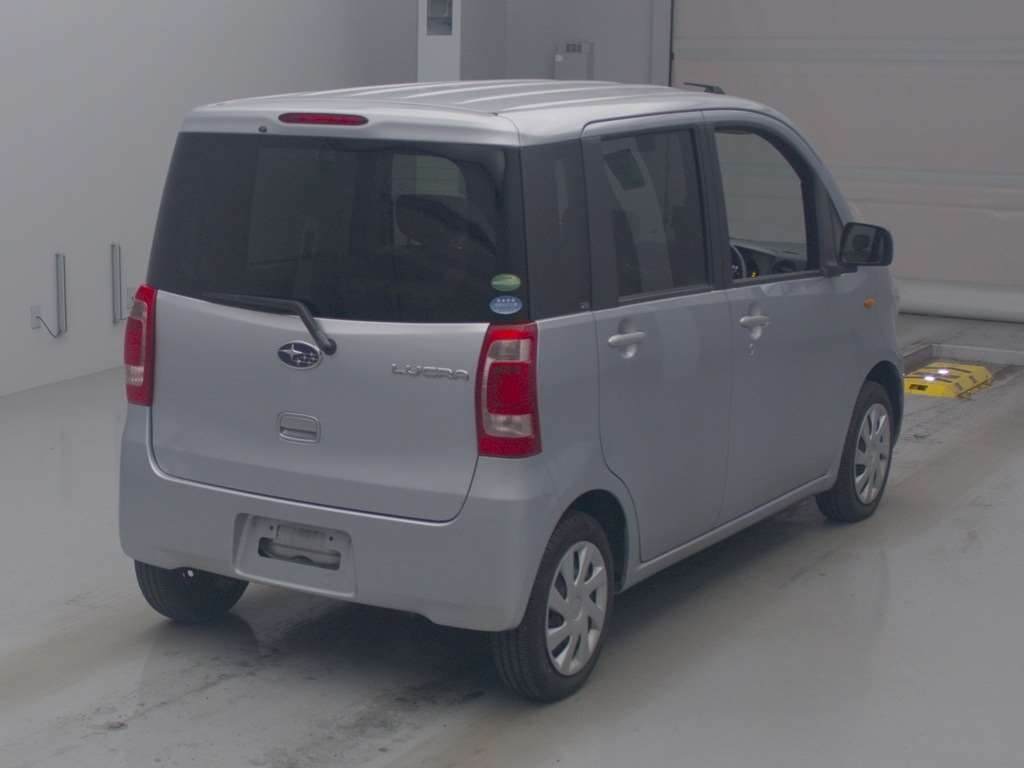 SUBARU LUCRA