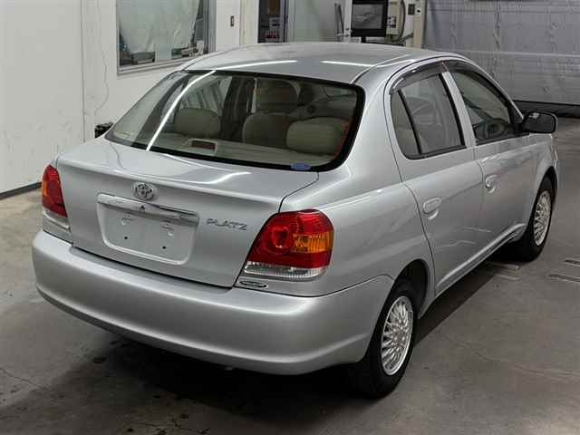 TOYOTA PLATZ