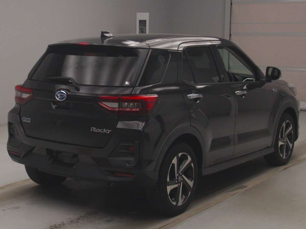 DAIHATSU ROCKY