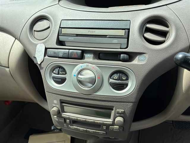 TOYOTA PLATZ