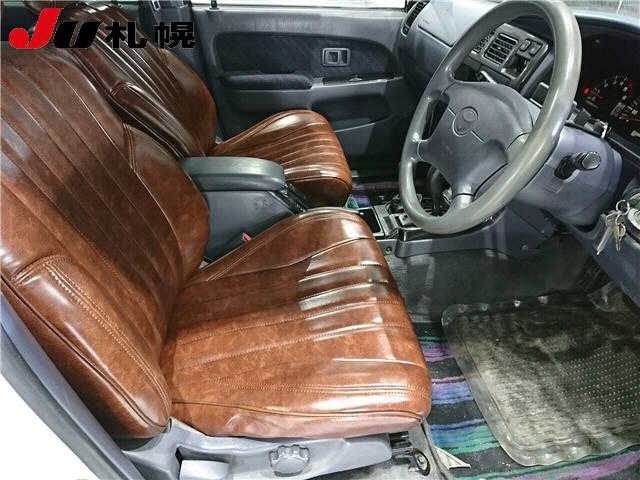 TOYOTA HILUX SURF