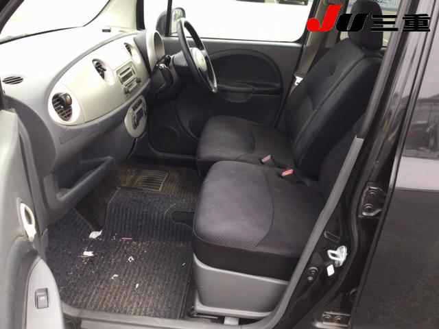DAIHATSU MOVE LATTE