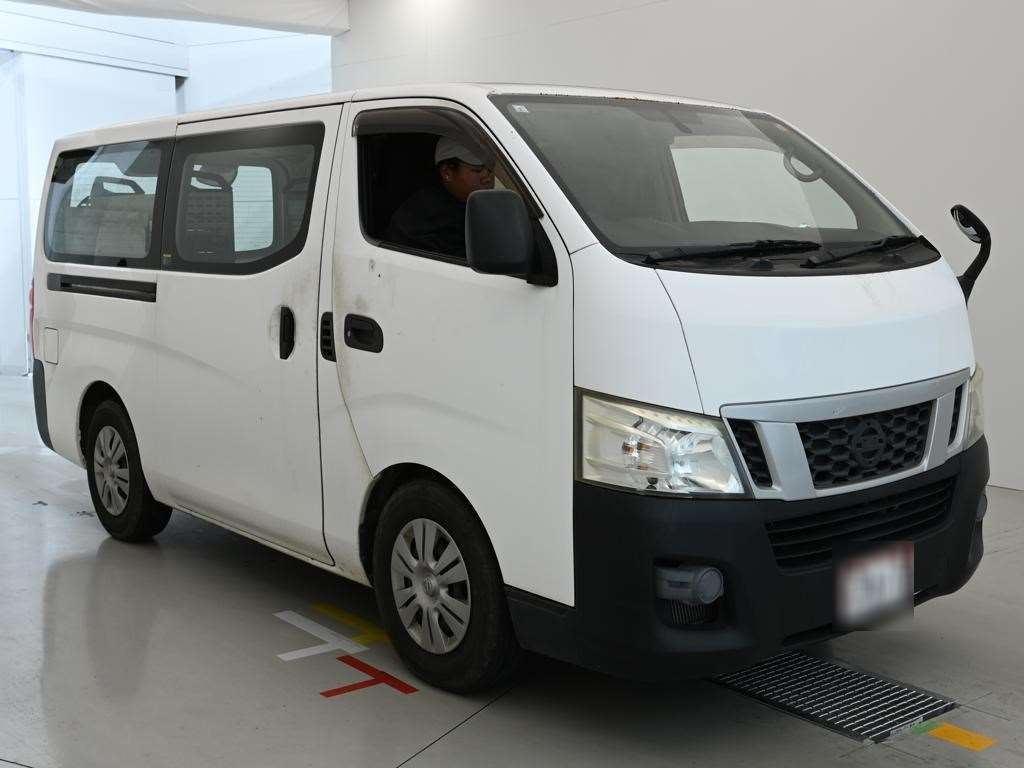 NISSAN NV350 CARAVAN