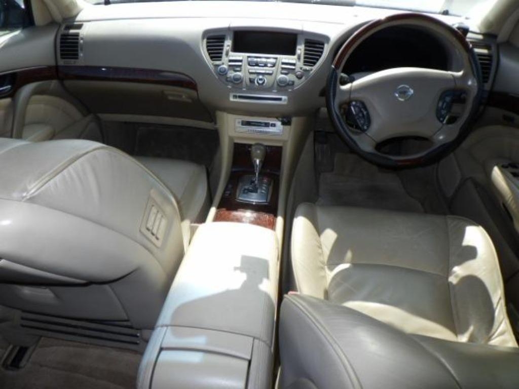 NISSAN PRESIDENT